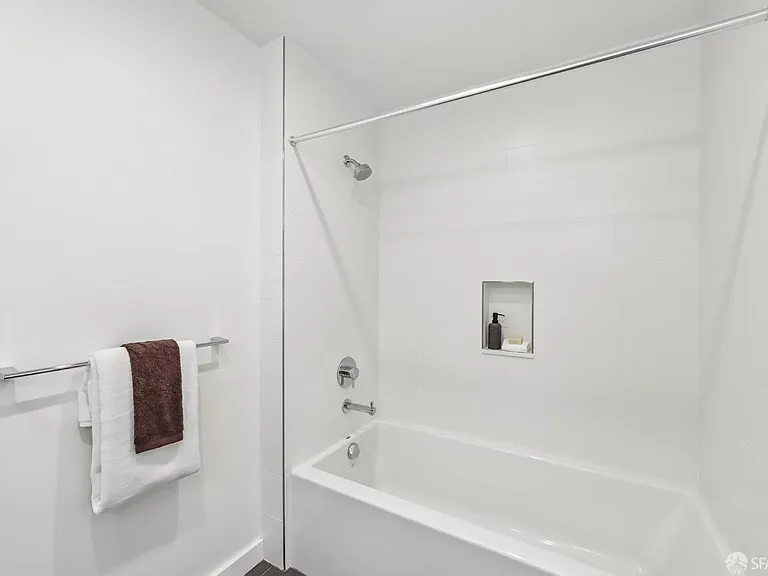 2nd bathroom