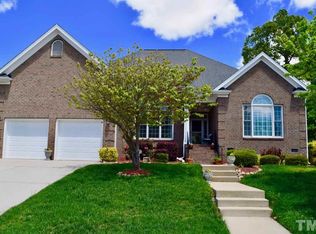 627 Doddington Dr, Rolesville, NC 27571