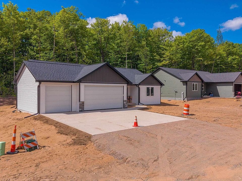2nd image of 148 Woodland Dr