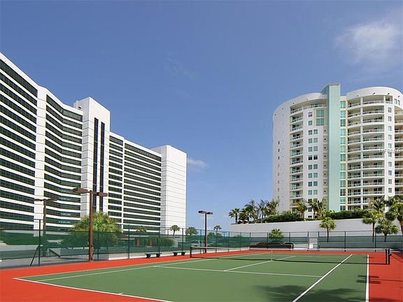 3rd image of 920 Blvd Of The Arts
