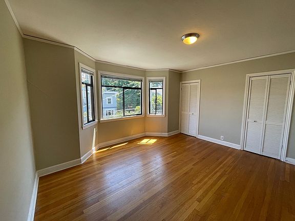5th image of 922 Kirkham St