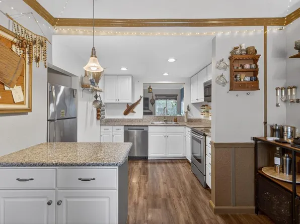 3554 Larchmont Square Ln, Sacramento, CA 95821