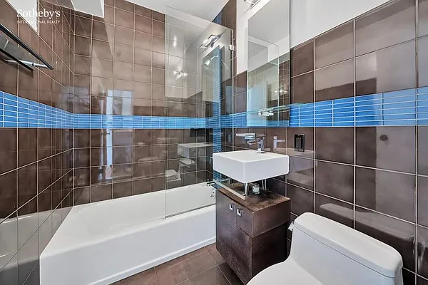 Sold by Sotheby's International Realty | media 4