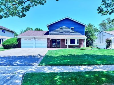 92 Nottingham Road, New Hyde Park, NY, 11040