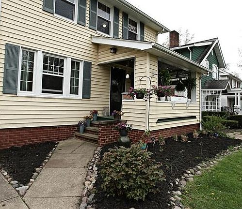 4th image of 15627 Lakewood Heights Blvd