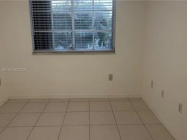 8340 NW 10th St — Photo 11