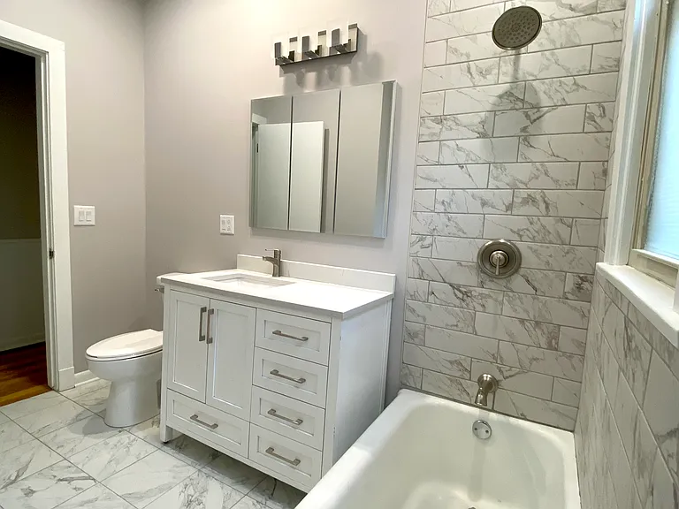 4114 N Paulina St #2 — Photo 13
