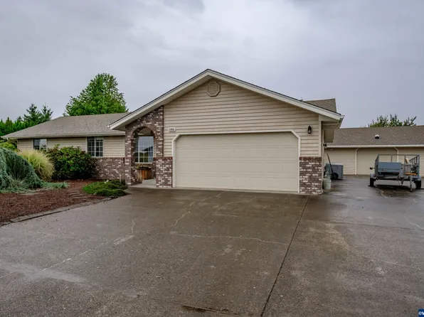 2994 Del Rio Ave SE, Albany, OR 97322