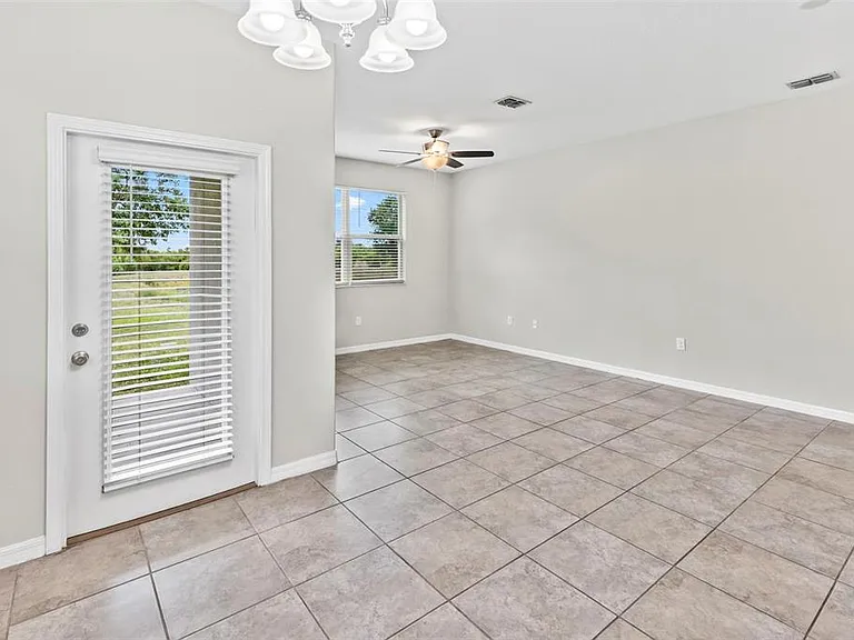 15504 Florence Hollow Pl — Photo 17
