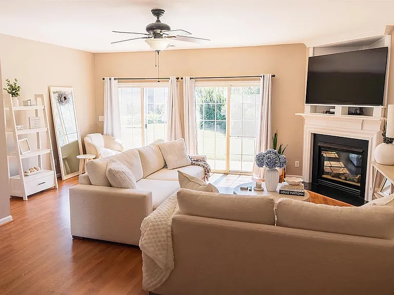 126 Waterford Park Dr #126 — Photo 8