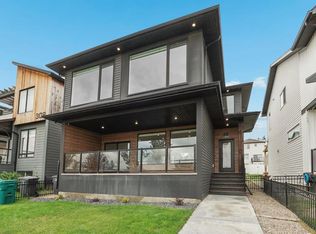 304 E Grassland Blvd W, Lethbridge, AB T1J 5V1