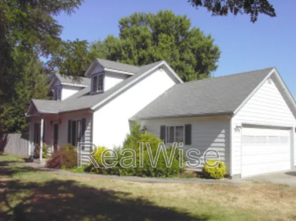1844 Fruitdale Dr, Grants Pass, OR 97527