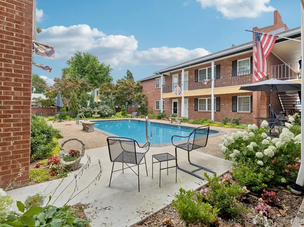 3701 S Riverside Dr W #12, Tulsa, OK 74105