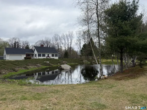 5 Livery Pool Road, New Hartford, CT 06057