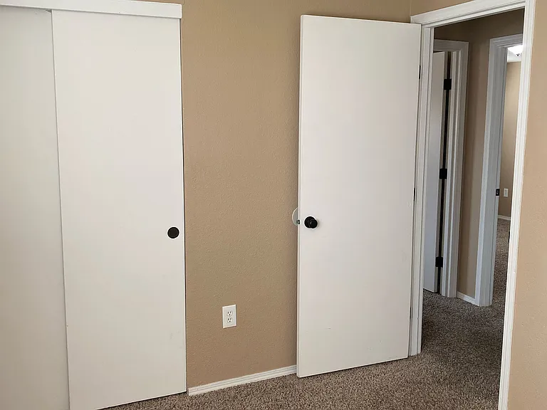 1289 SE Holman Ave #10 — Photo 10