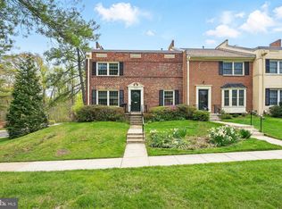 8333 Wickham Rd, Springfield, VA 22152