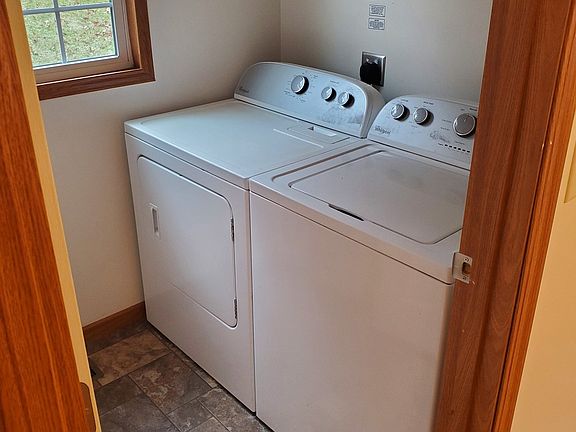 4th image of 6720 W Mill Run SE #274