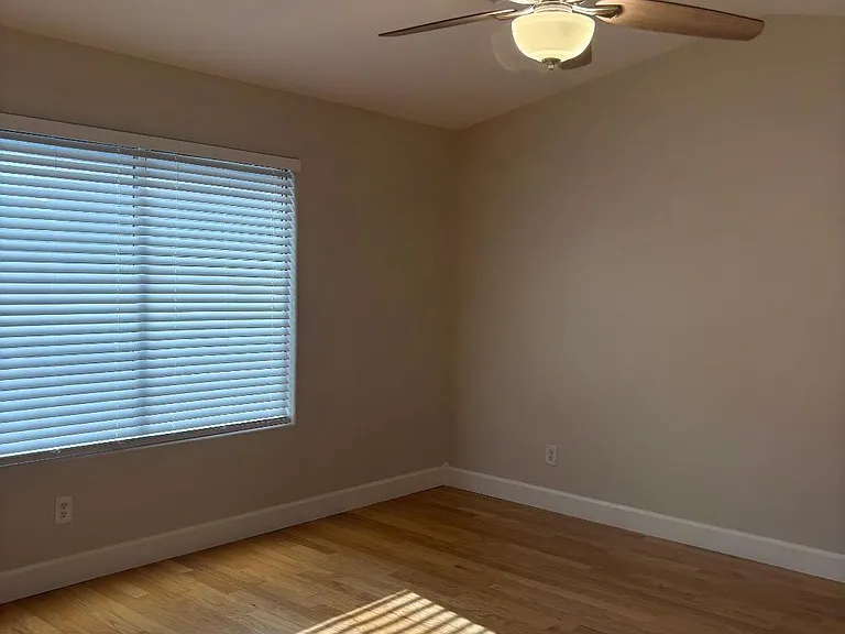 12740 N 58th Dr — Photo 19