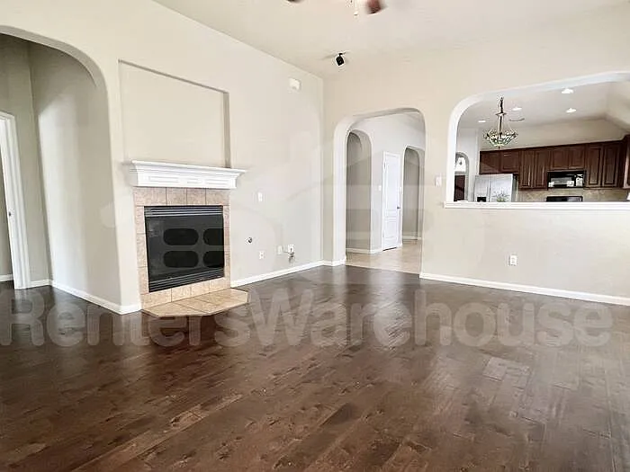 2217 Westfalian Trl — Photo 6