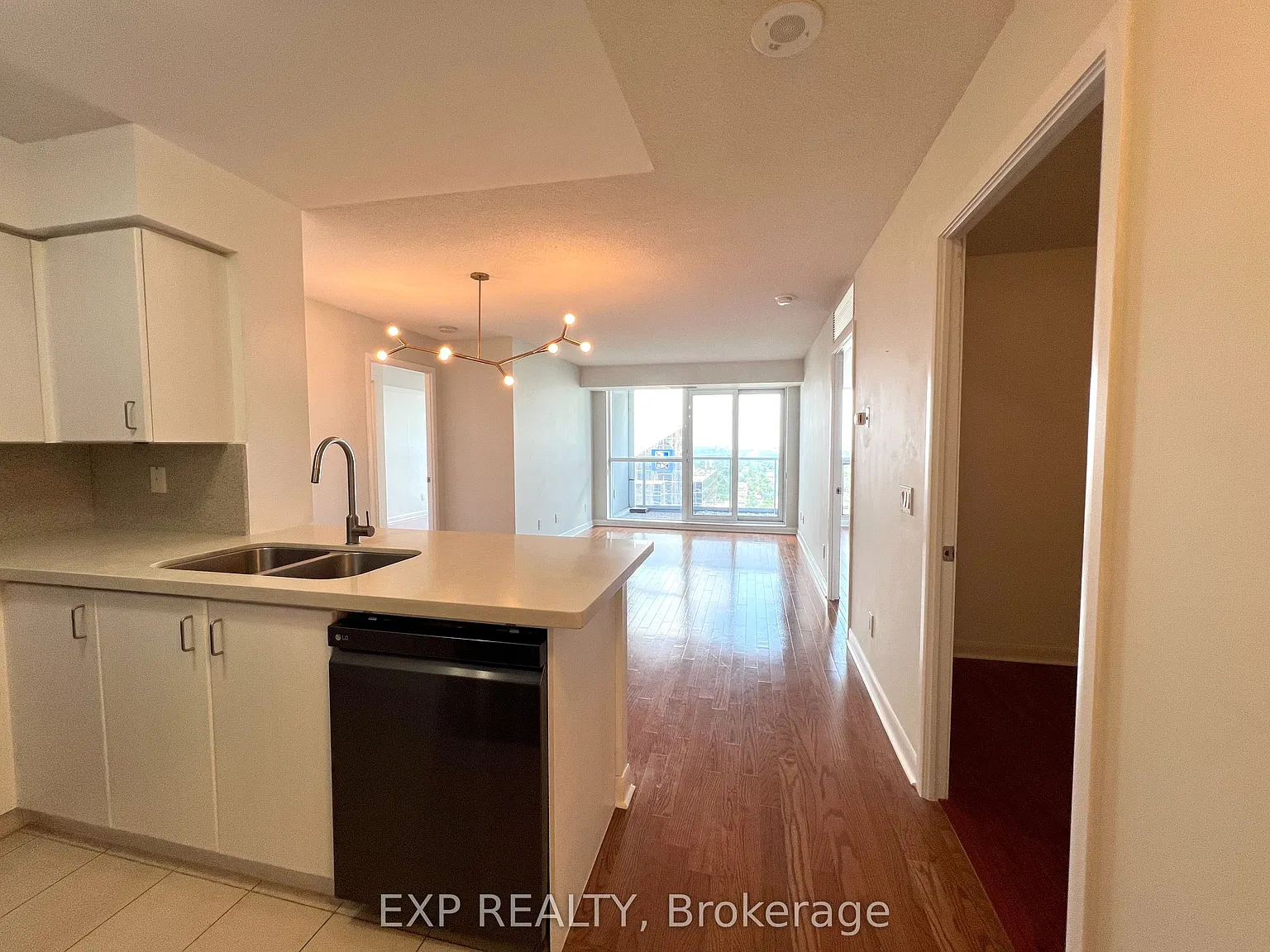 3 bed, $3,250 — Photo 4