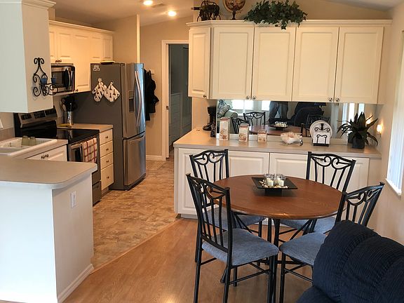 2nd image of 1674 University Pkwy Lot 125