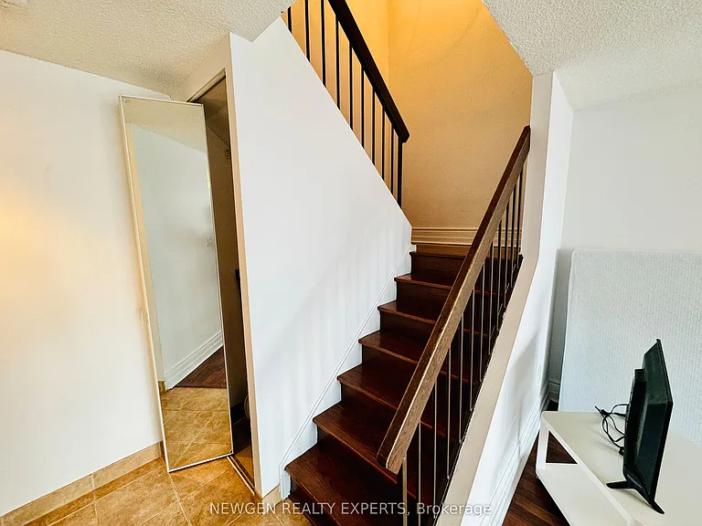 86 Gerrard St E #14F — Photo 7