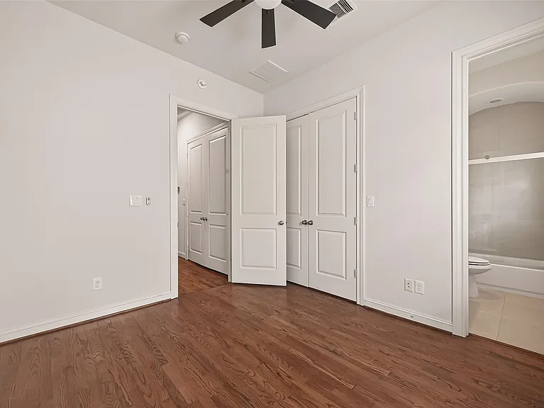 3217 Maxroy St — Photo 21