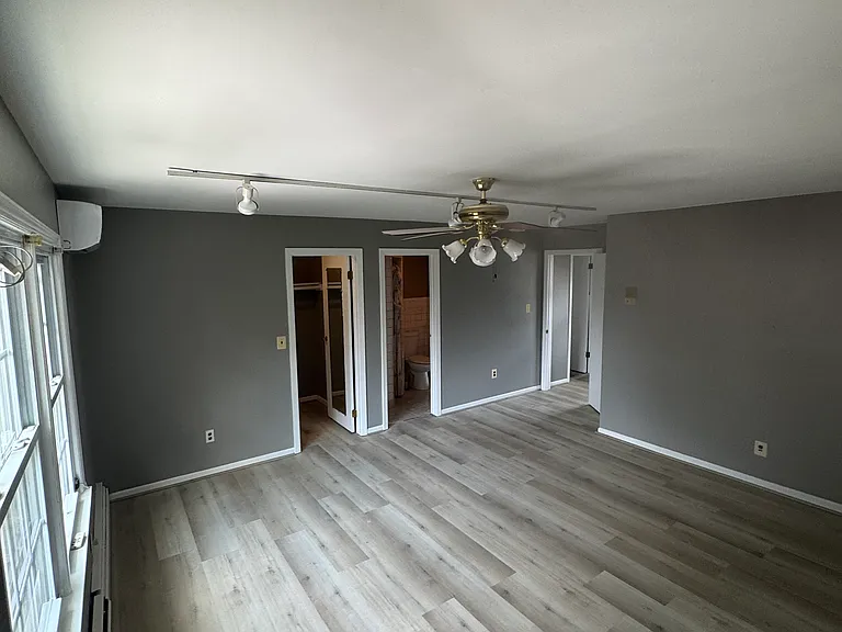 505 Saint Marks St #1 — Photo 17