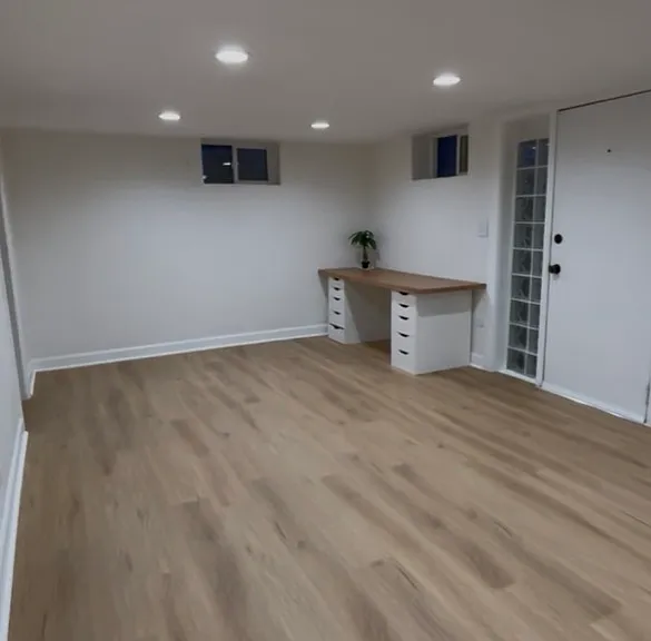 2901 W 34th Ave — Photo 5