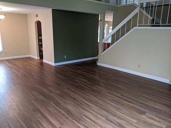 4th image of 13237 Deron Ave