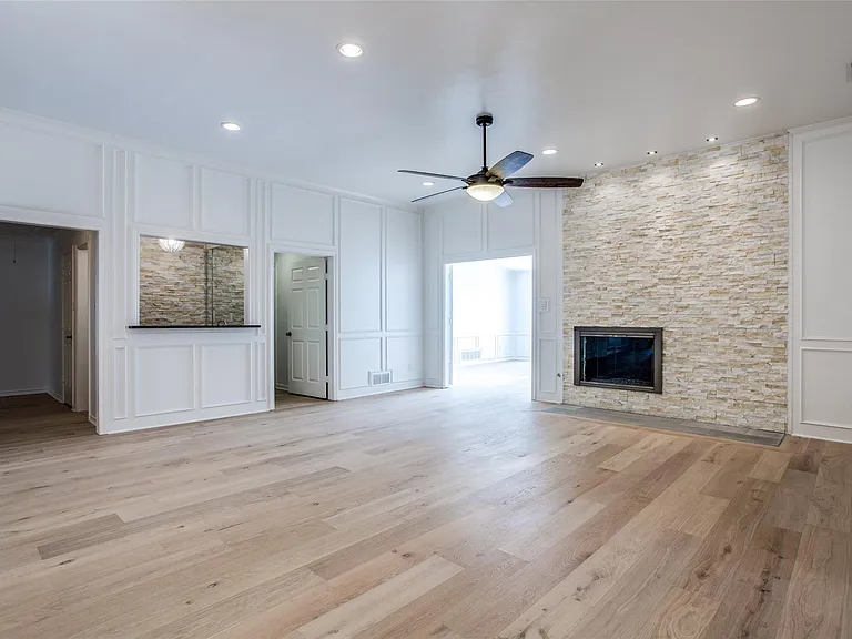6926 Northwood Rd — Photo 8