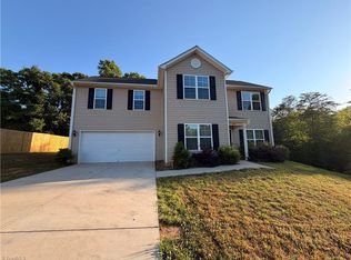 948 Brentwood Park Ln, Rural Hall, NC 27045