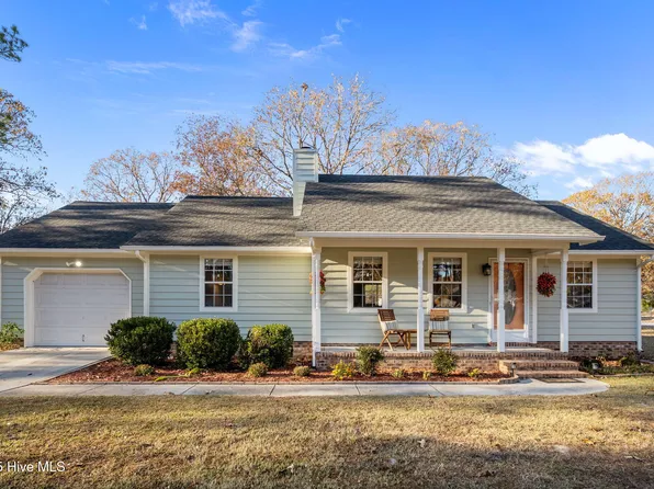 104 Chappell Creek Drive, Richlands, NC 28574