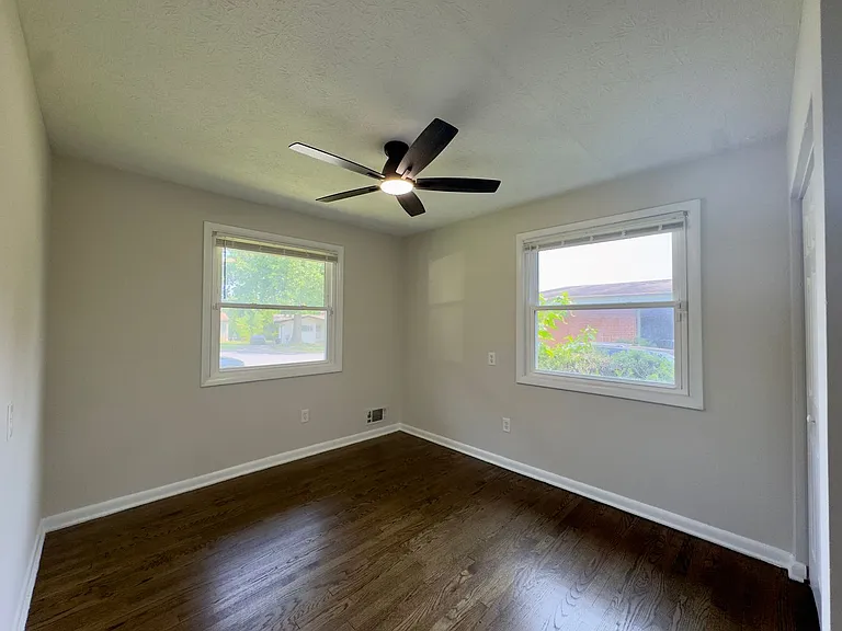 3903 Innerdale Ct — Photo 17