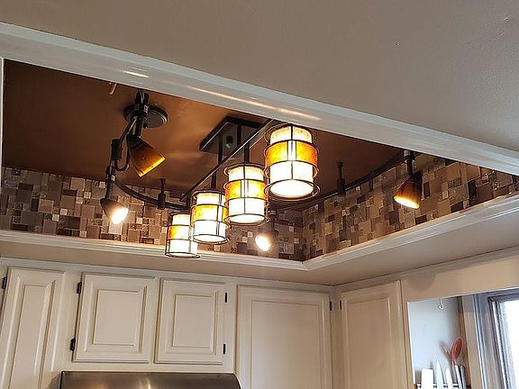 4th image of 1624 Carlow Ct