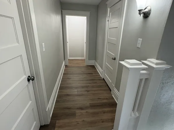 808 S Greenlawn Ave, Peoria, IL 61605