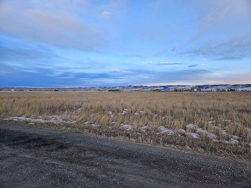 2nd image of 4321 Strom Rd
