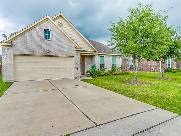 3rd image of 4118 Cascade Oaks Ct