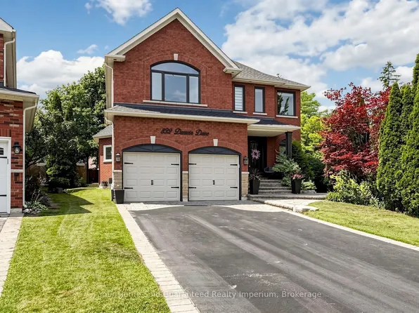 832 Darwin Dr, Pickering, ON L1X 2V6