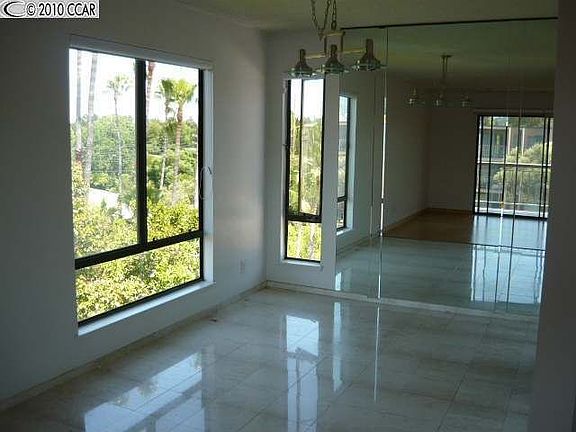 3rd image of 360 N Civic Dr APT 508