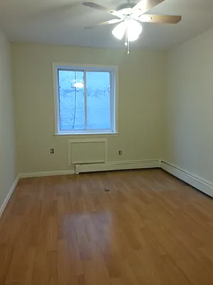 Rented by MCR Realty | media 7