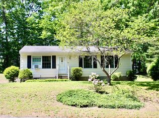 53 Laurel St, Greenfield, MA 01301