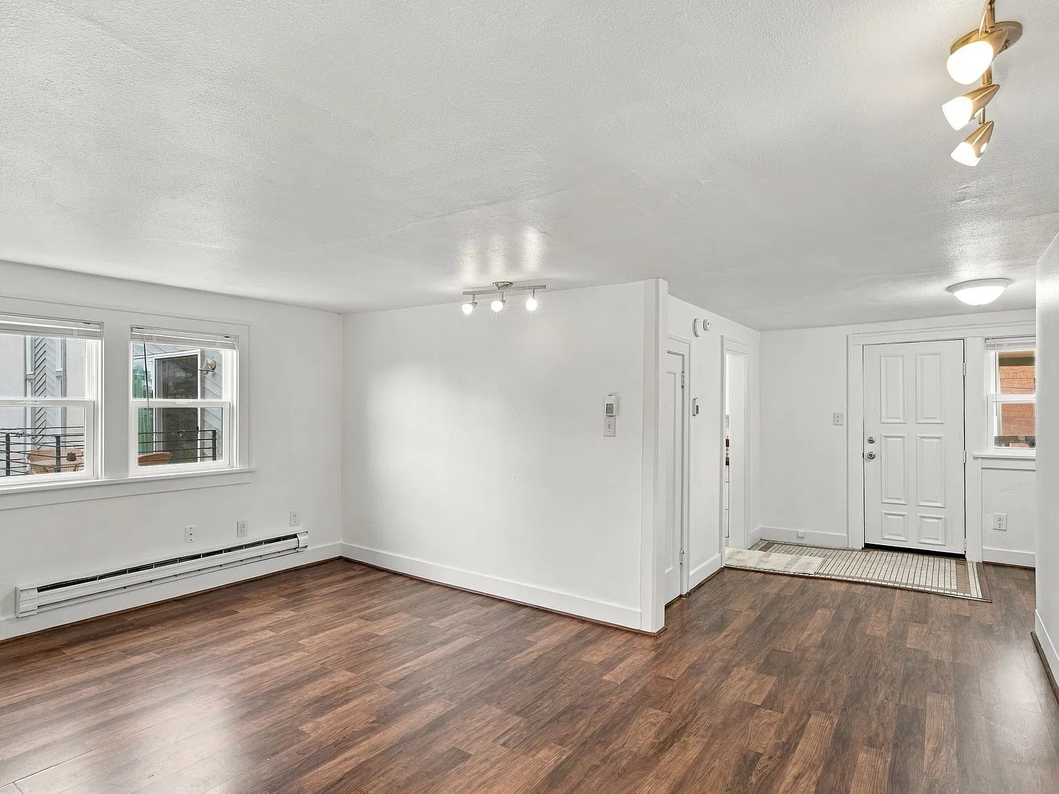 2 bed, 850 sqft, $1,750 — Photo 4