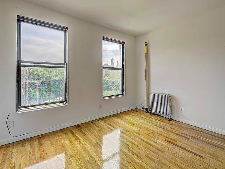 7 Carmine St #22 — Photo 2