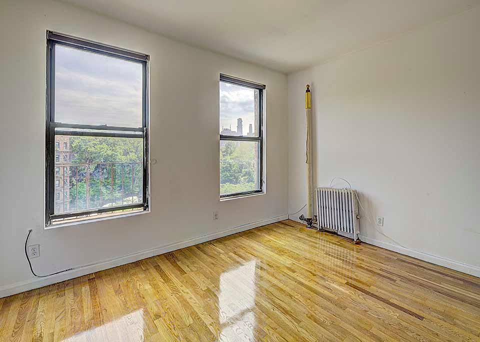 2nd image of 7 Carmine St APT 22