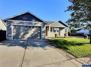 1316 Breckenridge Dr, Junction City, OR 97448