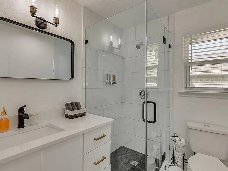 7414 Authon Dr — Photo 24