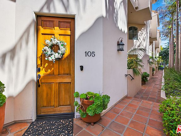4th image of 838 17th St APT 105