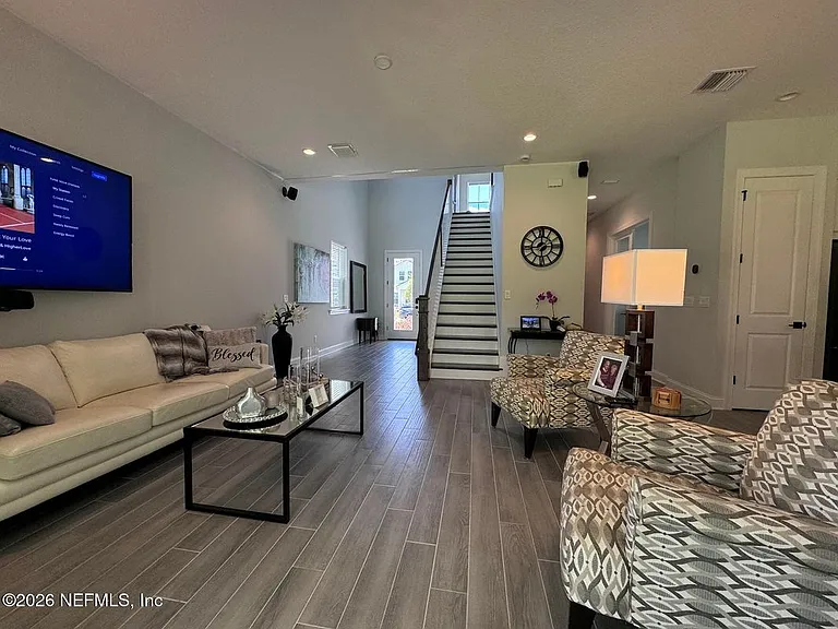128 Zephyr Dr — Photo 9