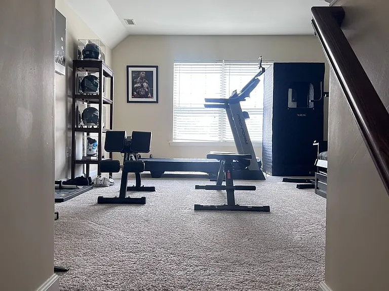 13 Hampshire Glen Pkwy — Photo 30
